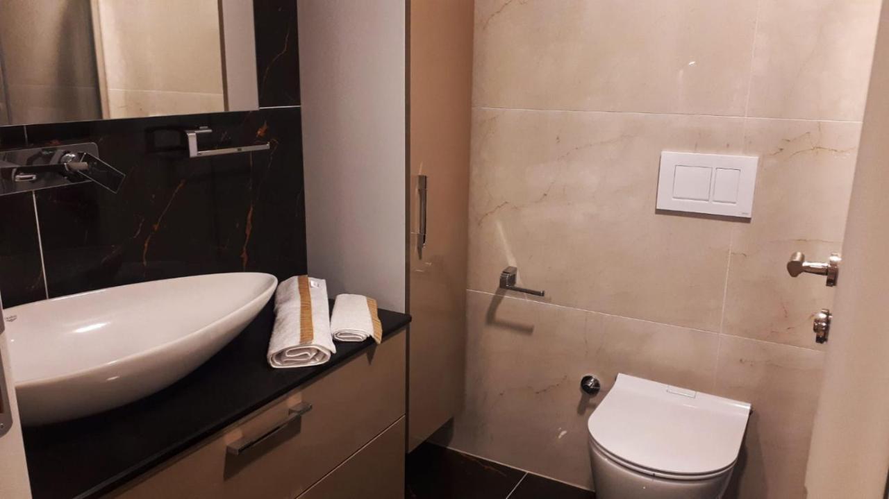 Ege Birlik Aparthotel Kusadası Exterior foto